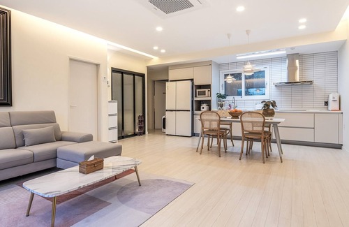 Hallim House | Relaxing Getaway at Jeju Stay Rowoon Dockchae Pension