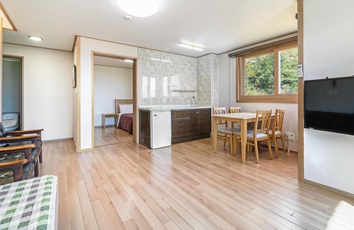 Andeok House | Family-Friendly Stay at Jeju the Oceanhill Pension