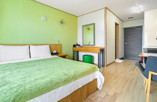 Andeok House | Family-Friendly Stay at Jeju the Oceanhill Pension