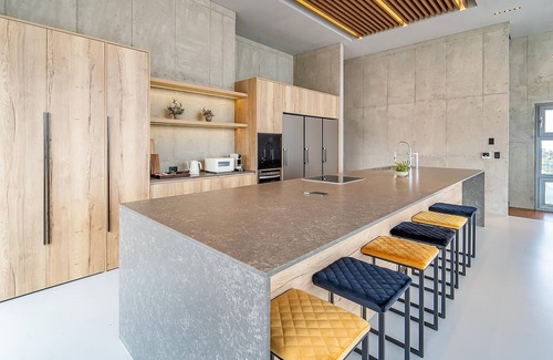 Aewol House | Relax at Jeju Themoon Poolvilla with Family-Friendly Amenities
