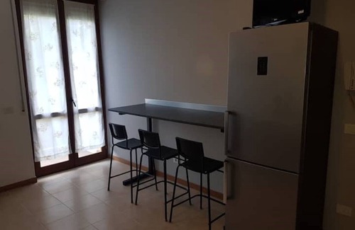 Sud-Ovest Apartment | Pet Friendly Jelena Apartment Near Fiera Attractions