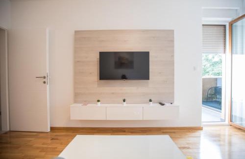 Doboj Apartment | Family-Friendly Jelena Apartment II - Guest Rated 9.9/10