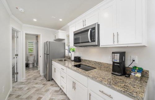 Lincoln House | Family-Friendly Jellystone Park with Oceanfront Views