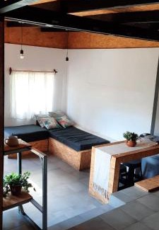 Vaqueros Apartment | Explore Family-Friendly Comfort at Jeluma1 with Great Reviews
