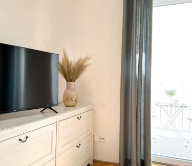 Znojmo Apartment | Family-Friendly Retreat at Jen Tak Spolu - Znojmo