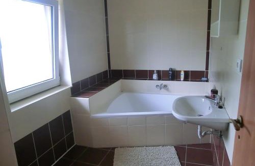 Velka Jesenice House | Family-Friendly Retreat at Jendův domeček with Kitchen Access