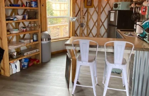 Fancy Gap House | Pet-Friendly Jenny's Yurt with Hot Tub Near I-77