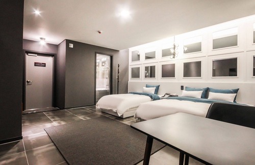 Jeongeup Hotel | Eco-Friendly Jeongeup Castle Motel with Hot Tub & Breakfast