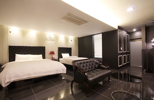 Jeongeup Hotel | Convenient Self Check-in at Jeongeup Some Motel
