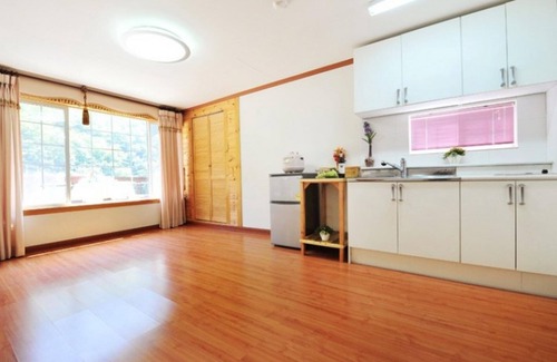 Jeongseon House | Eco-Friendly Jeongseon Into the Nature Pension - 10/10 Rated