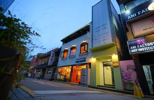 Jeonju House | Jeonju Hanok Village Dohwaseoga Stay Private Pension