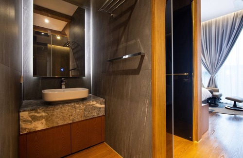 Jeonju Hotel | Experience Jeonju Tourist Hotel Kkotsim with Family-Friendly Amenities