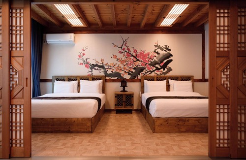 Kaeksa Hotel | Cozy Jeonju Wangyijimil Hanok Hotel with Family-Friendly Amenities