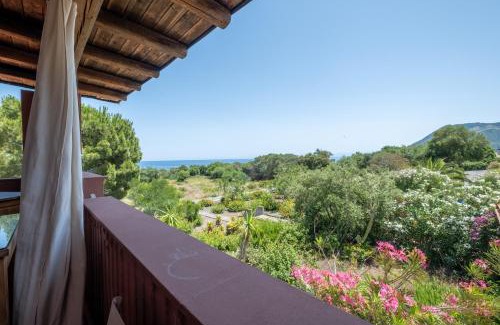 Vulcanello House | Stay at Jerà D72 Vista Mare - Family-Friendly Retreat