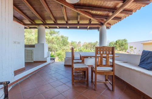 Vulcanello Apartment | Jera Suite Vista Mare: Family-Friendly 4-Star Retreat