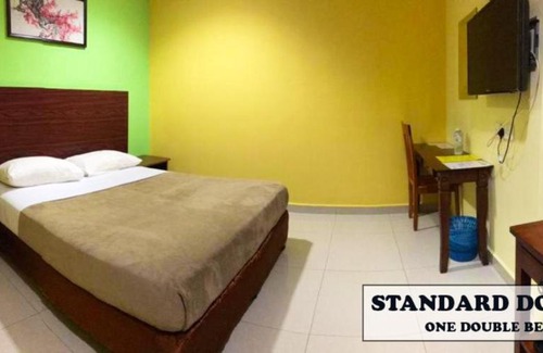 Kampung Pedah Hotel | Budget-Friendly Jerantut Hill Inn: Child-Friendly Retreat
