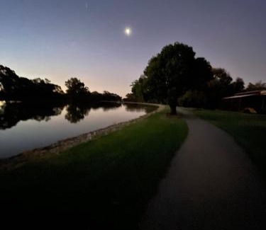 Jerilderie Hotel | Convenient Jerilderie Motor Inn with Pool & Breakfast