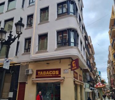 Alicante City Centre Hotel | Family-Friendly Stay at Jerusalén Suites Alicante