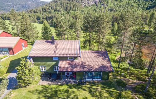 Øvre Ramse House | Discover Jervehiet - Hytte 4: Pet-Friendly Retreat Awaits