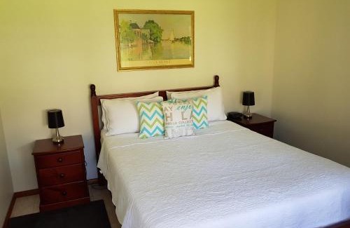 Vincentia House | Experience Ocean Views at Jervis Bay Blue - Vincentia