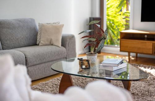 Vincentia House | Discover Jervis Bay Sanctuary: Oceanfront Family Retreat