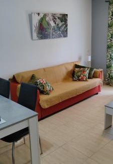 Manzanares Apartment | Family-Friendly Stay at Jesús Del Perdón - Rated 8.5/10
