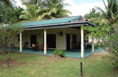 Sigiriya Bed & Breakfast | Guest Rated 10/10: Jeshni Homestay Sigiriya Awaits You