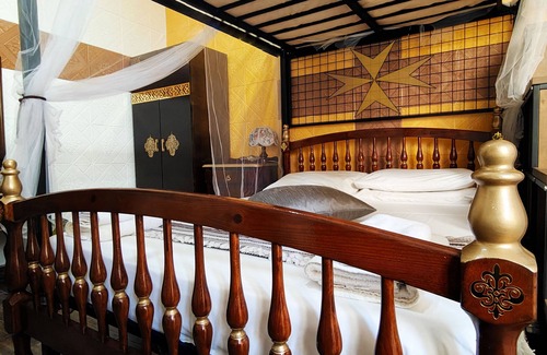 Cospicua Bed & Breakfast | Exquisite Jessica Flat B&B: Ideal for Holiday & Business