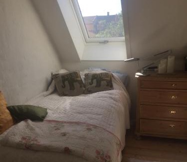 Rudkobing House | Discover Jette’s Værelsesudlejning: Family-Friendly Stay