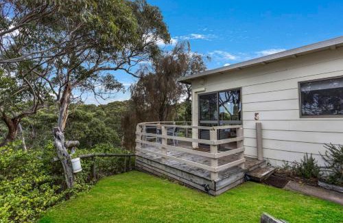 Nungurner House | Relax at Jetty View - Family-Friendly Rosella Cabin