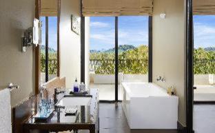 Dambulla Hotel | Experience Jetwing Lake: 5-Star Oceanfront Getaway