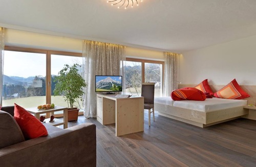 Scheffau am Wilden Kaiser Other | Scenic Escape at Bauernhof Lindenhof with Panoramic Views