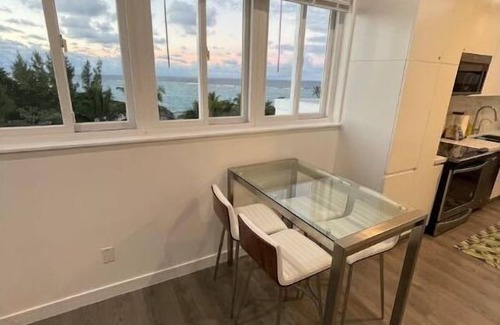 Gambier Condo | Experience Jewel by the Sea: Perfect for Families, Rated 10/10