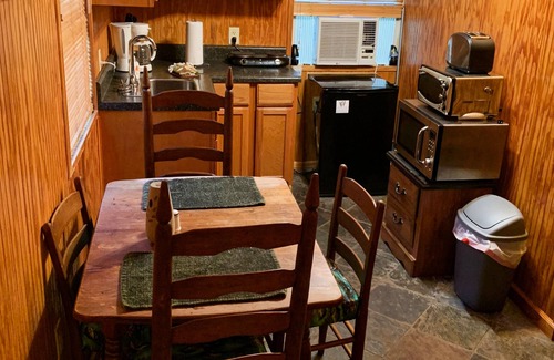 Sparta Cabin | Discover a Gem Near Fall Creek Falls and Burgess Parks