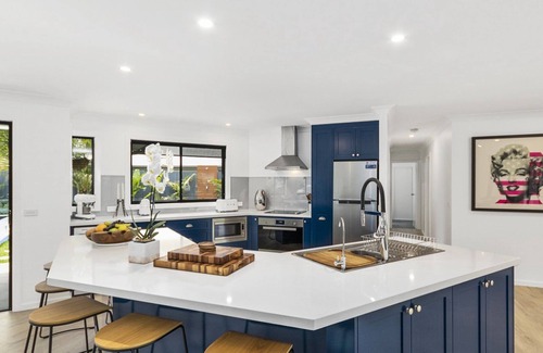 Pearl Beach House | Jewellers Retreat - Family Friendly with Pool