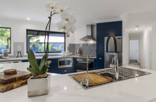Pearl Beach House | Jewellers Retreat - Family Friendly with Pool
