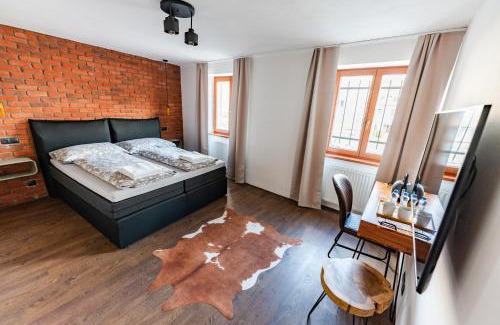 Susice Hotel | Pet-Friendly Getaway at JEZ&SPI Sušice with Breakfast