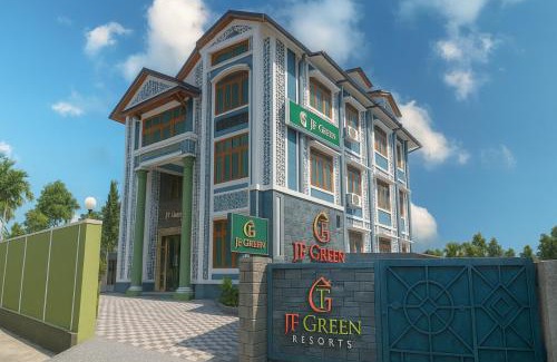 Srinagar Hotel | Relax at JF Green Resorts: Family-Friendly Getaway