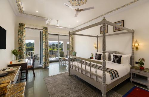 Phalsiya Hotel | Discover Jhadol Bagh: Oceanfront Retreat with Pool & Dining