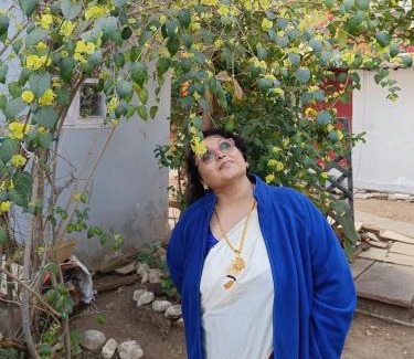 Bhopal House | Cozy Jheelam Homestay: Family-Friendly with Dining Options