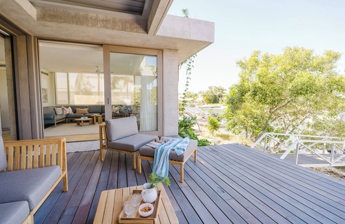 Noosa Heads House | Jila by Salty Stays - Noosa luxury waterfront, brand new, beautifully furnished.