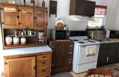 Jim Thorpe House | Peaceful Cabin Retreat Near Jim Thorpe with Lake Views