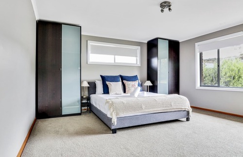 Pambula Beach House | Beachfront Getaway: Jimmy's Place with Ocean Views