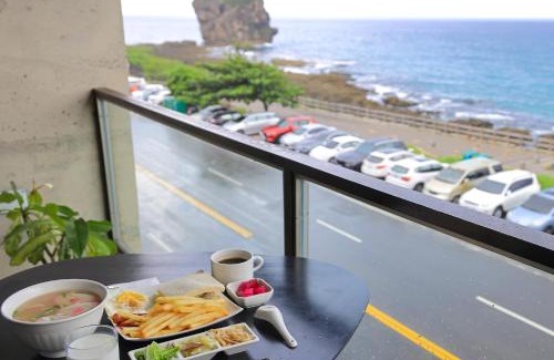 Sail Rock Beach House | Discover Jing Guan Hotel: Top-Rated with Family Amenities