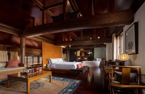 Pingyao Hotel | Experience Elegance at Jing's Residence - 10/10 Rated Stay