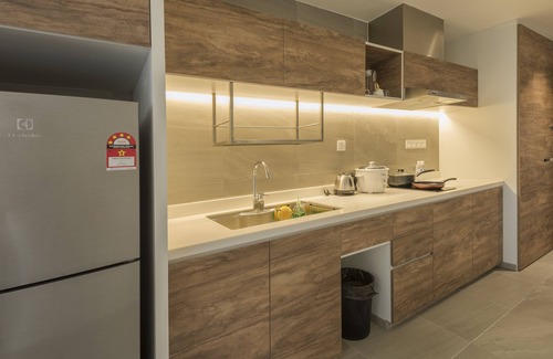 Piasau Hotel | Discover Jinhold Hotel & Serviced Apartment in Miri