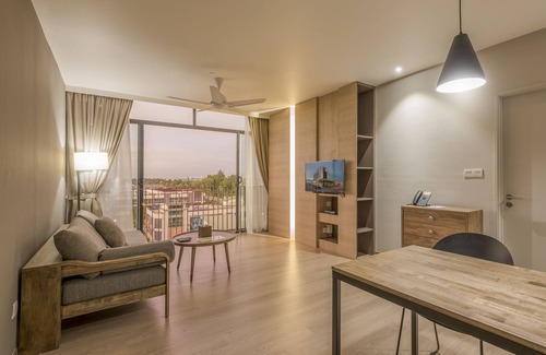 Piasau Hotel | Discover Jinhold Hotel & Serviced Apartment in Miri