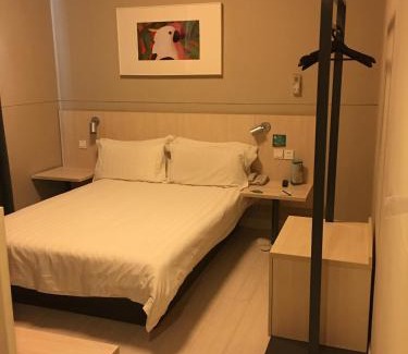 Fangshan Hotel | Convenient Stay at Jinjiang Inn Beijing Near Subway Station