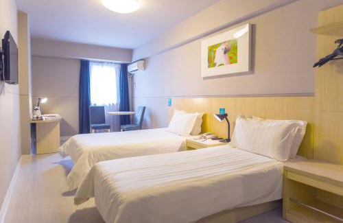 Luyuan Hotel | Convenient Stay at Jinjiang Inn Changchun Yiqidongfeng