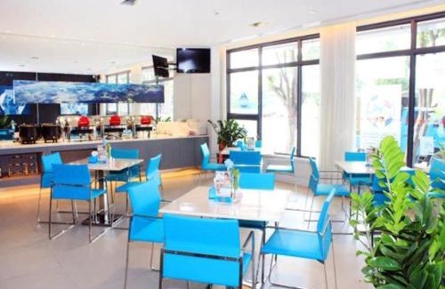Dongguan City Center Hotel | Convenient Stay at Jinjiang Inn Dongguan Near Subway Station